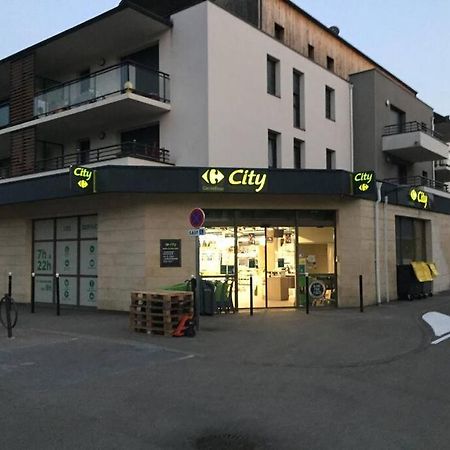 Logement A Brive Avec Terrasse Et Climatisation - Pres De La Gare Et Du Centre-Ville - Wifi Et Stationnement Gratuit Zewnętrze zdjęcie