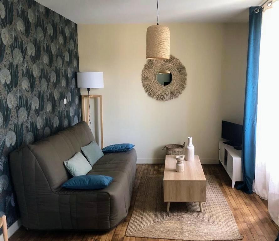 Logement A Brive Avec Terrasse Et Climatisation - Pres De La Gare Et Du Centre-Ville - Wifi Et Stationnement Gratuit Zewnętrze zdjęcie